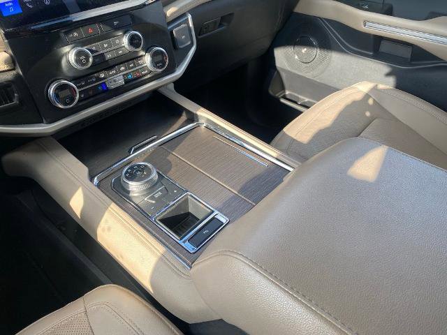 Certified 2024 Ford Expedition Limited image 24