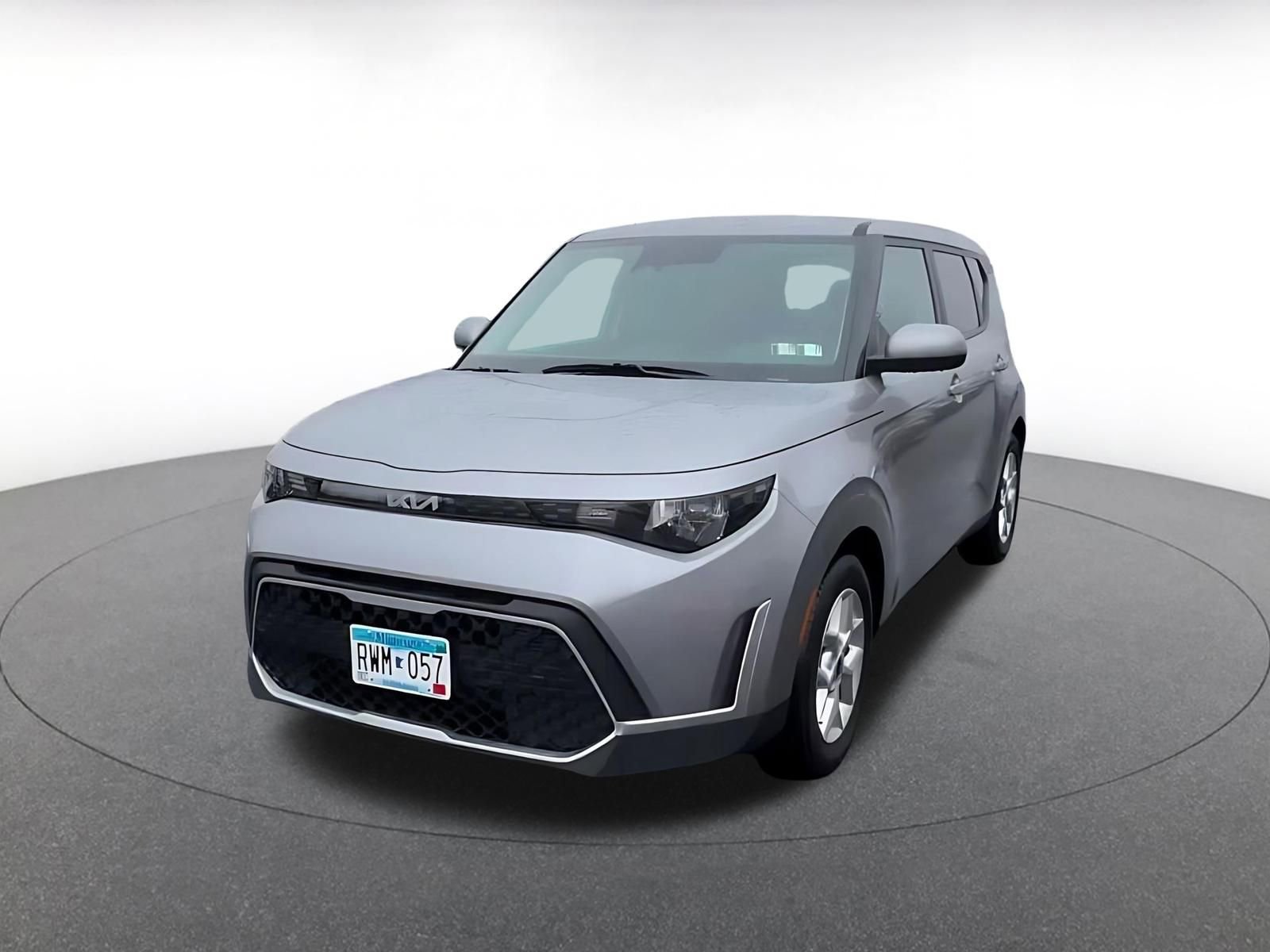 Used 2025 Kia Soul LX w/ LX Technology Package FWD image 7