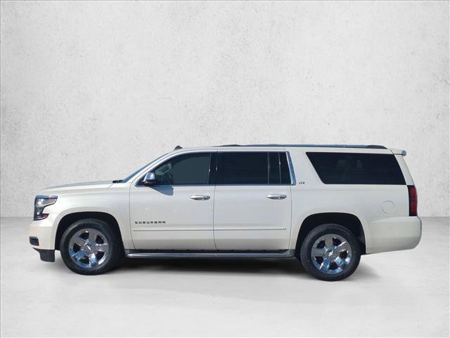 Used 2015 Chevrolet Suburban LTZ image 9