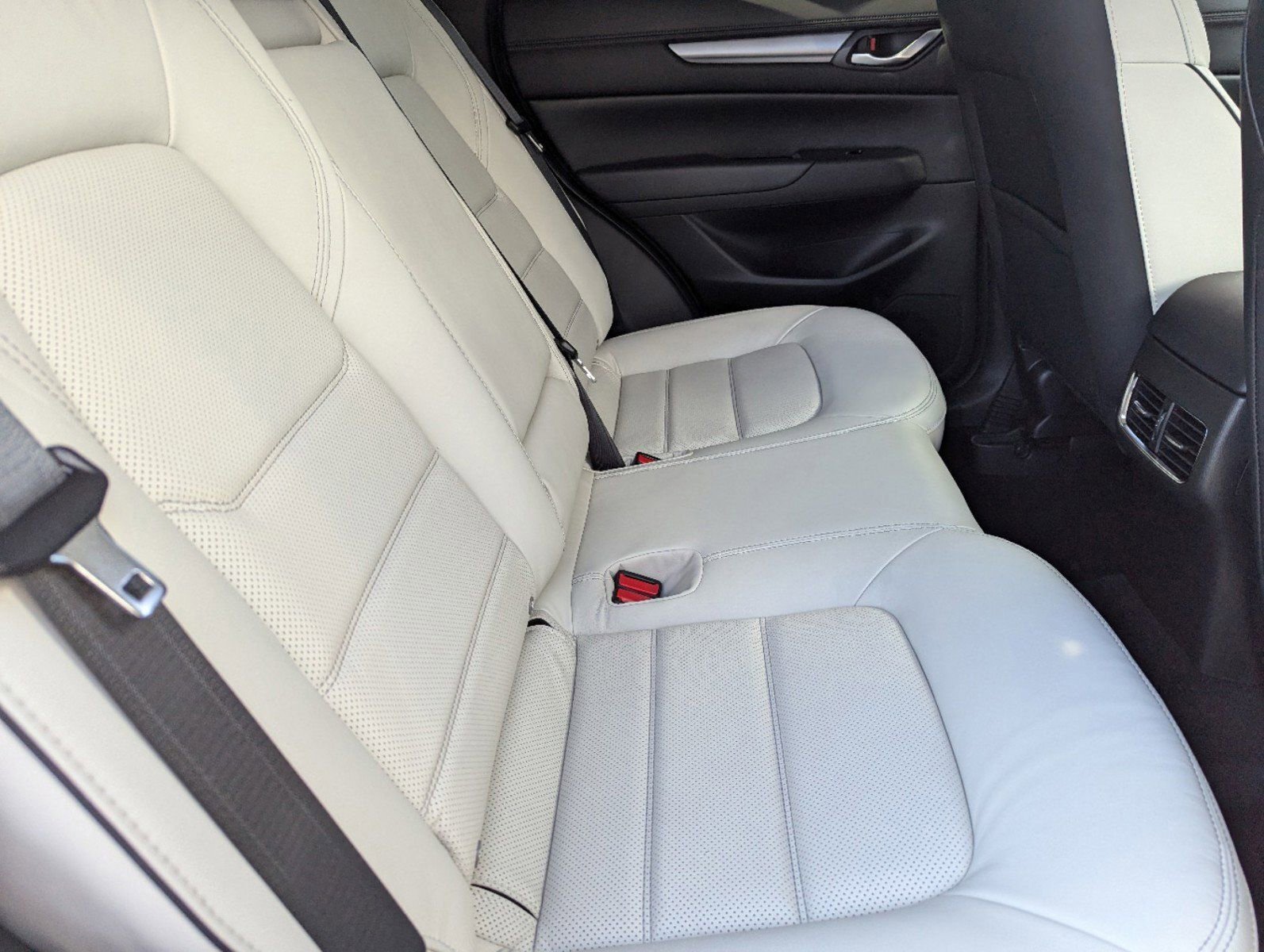 Used 2025 MAZDA CX-5 AWD 2.5 S w/ Preferred Package image 17