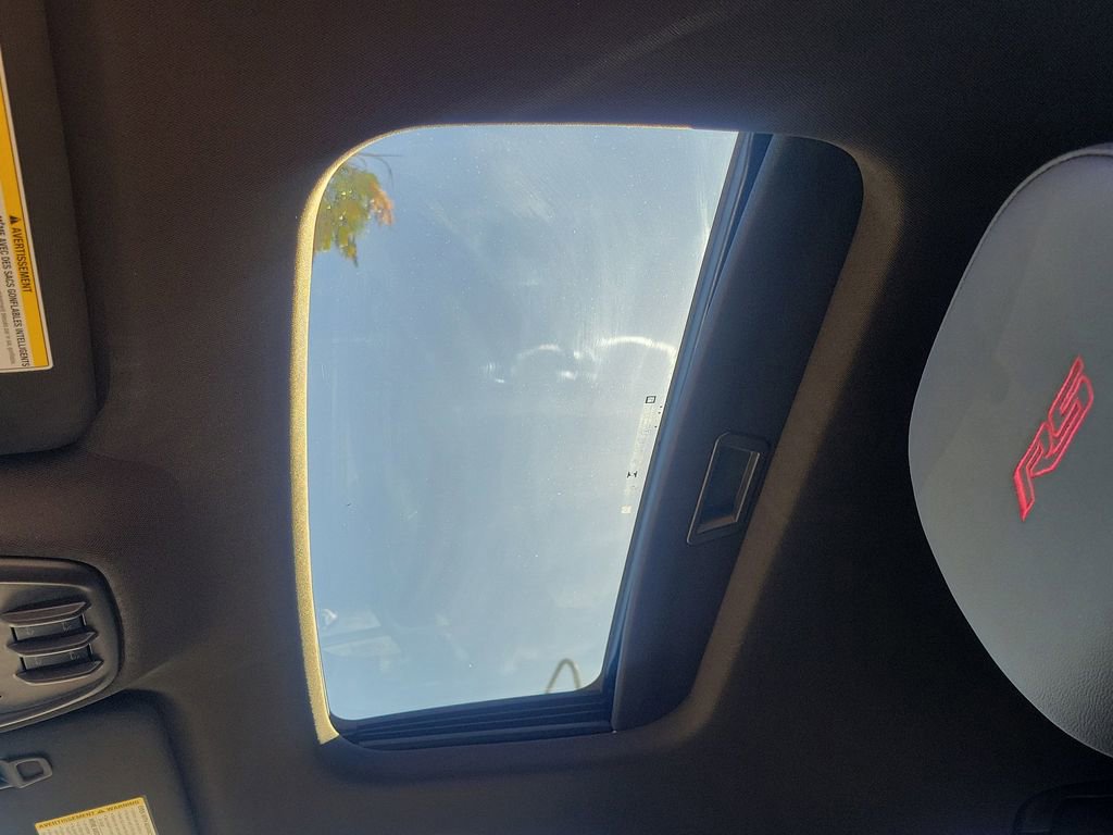 New 2026 Chevrolet Trax RS w/ Sunroof Package image 32