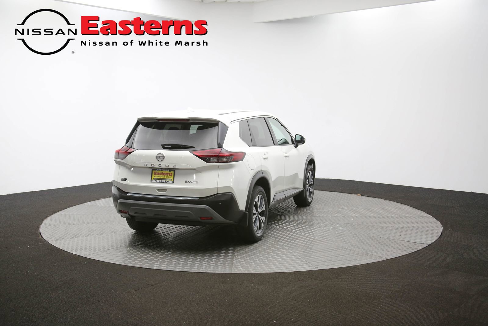 Used 2022 Nissan Rogue SV image 98