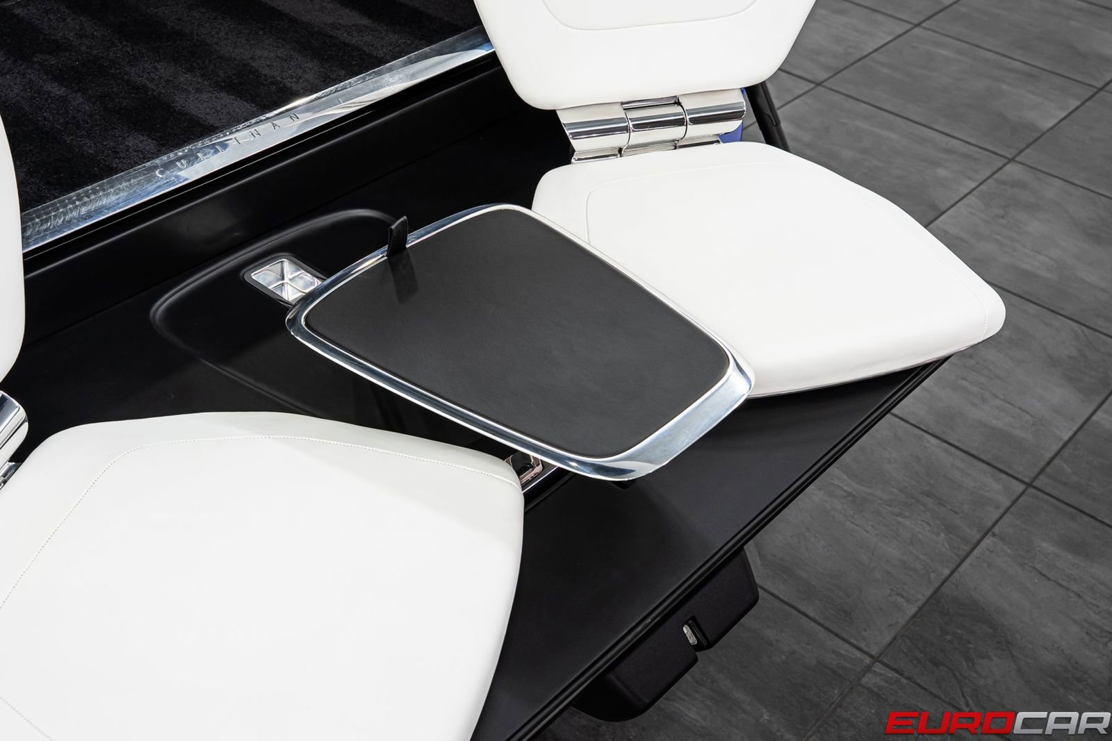 Used 2021 Rolls-Royce Cullinan Black Badge image 20