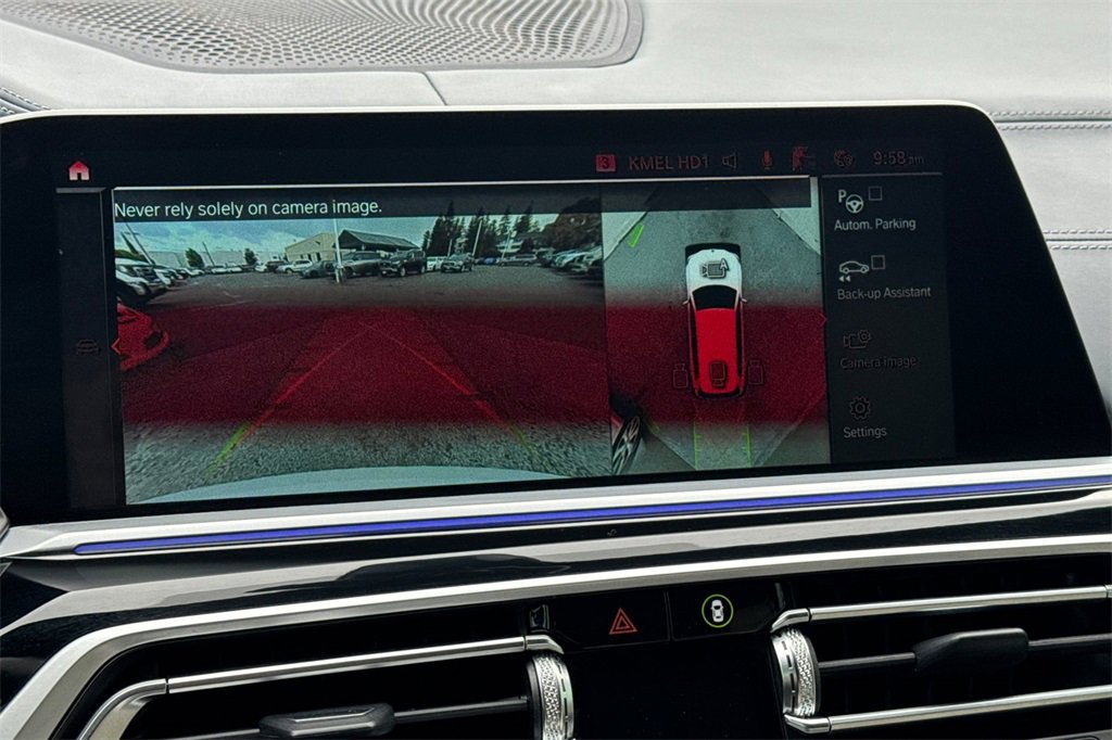 Used 2022 BMW X7 xDrive40i w/ M Sport Package image 19