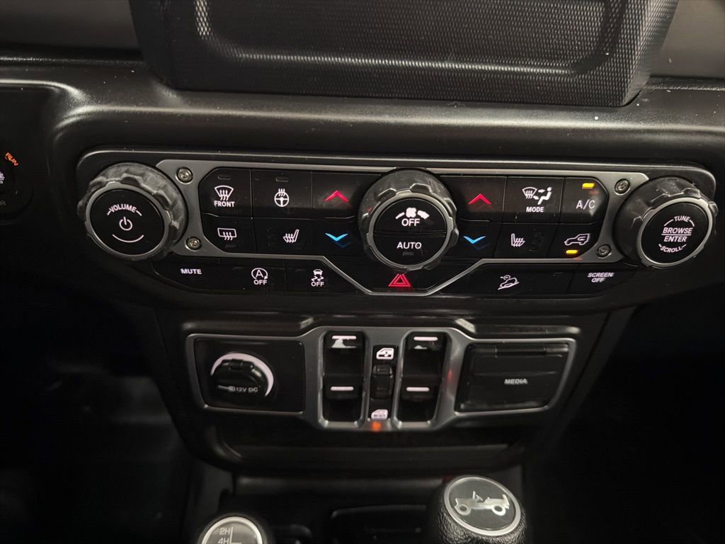 Used 2018 Jeep Wrangler Unlimited Sport S image 34
