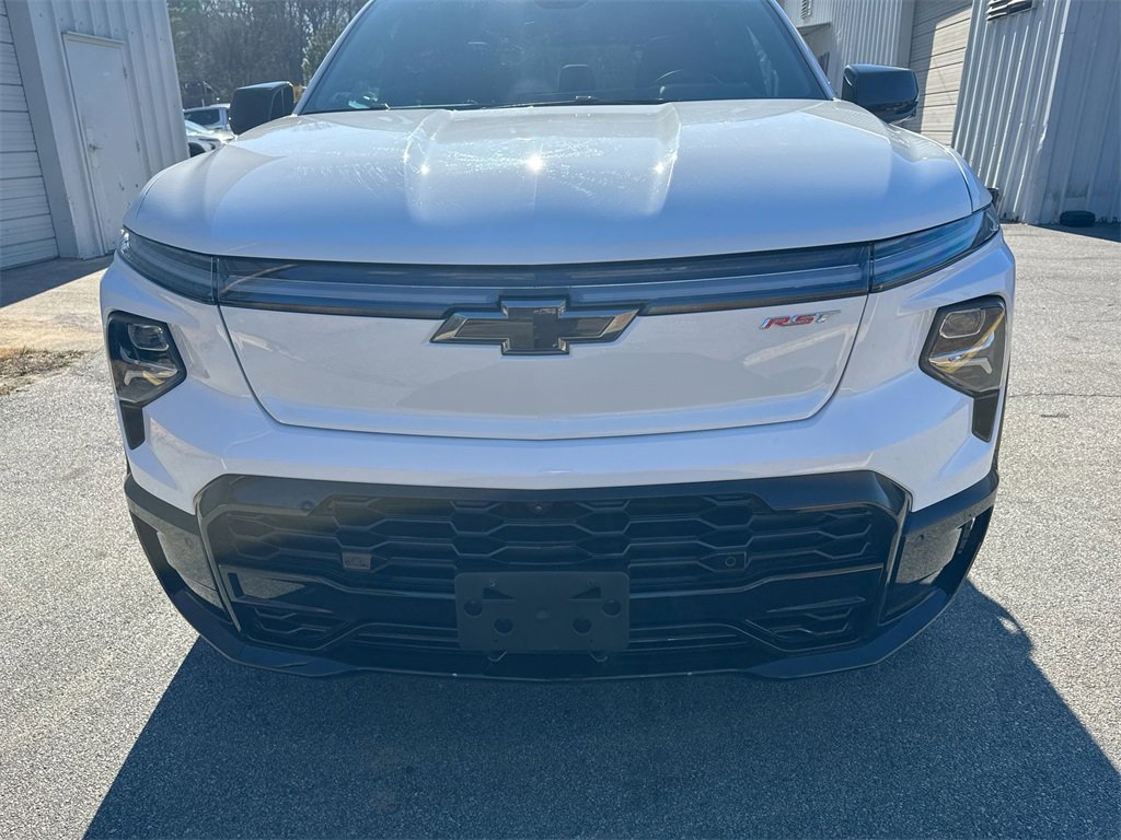 Used 2024 Chevrolet Silverado EV RST image 10