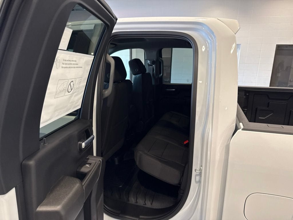 New 2026 GMC Sierra 2500 Pro AWD/4WD image 17