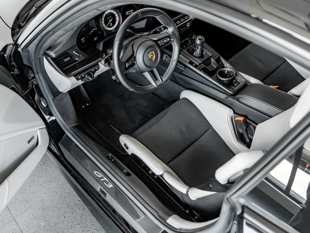 Certified 2024 Porsche 911 GT3 RWD image 4