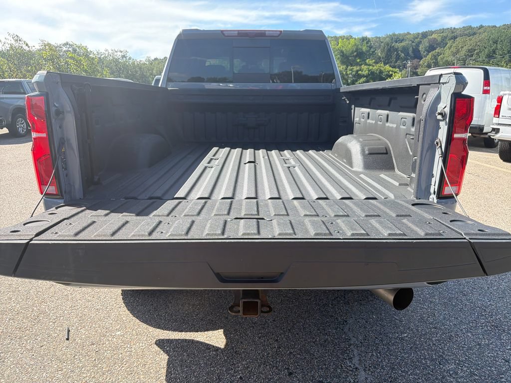 Certified 2024 Chevrolet Silverado 3500 LTZ w/ LTZ Plus Package AWD/4WD image 23