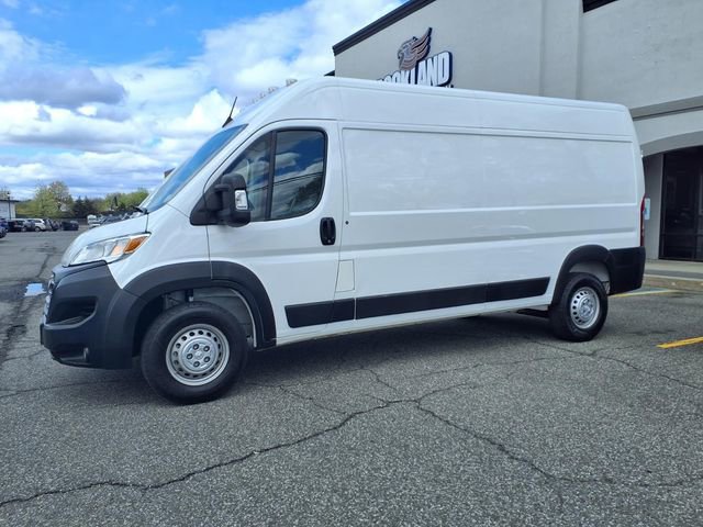 Used 2024 RAM ProMaster 2500 w/ Convenience Group image 5