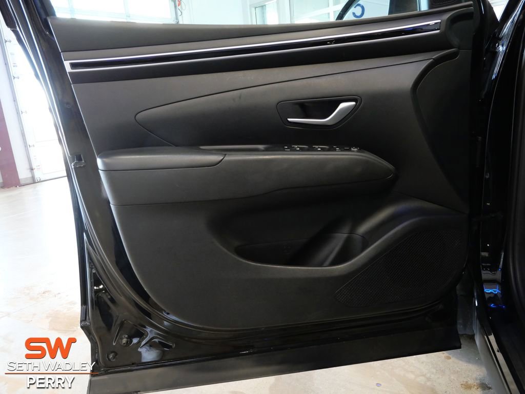 Used 2023 Hyundai Tucson SEL image 12