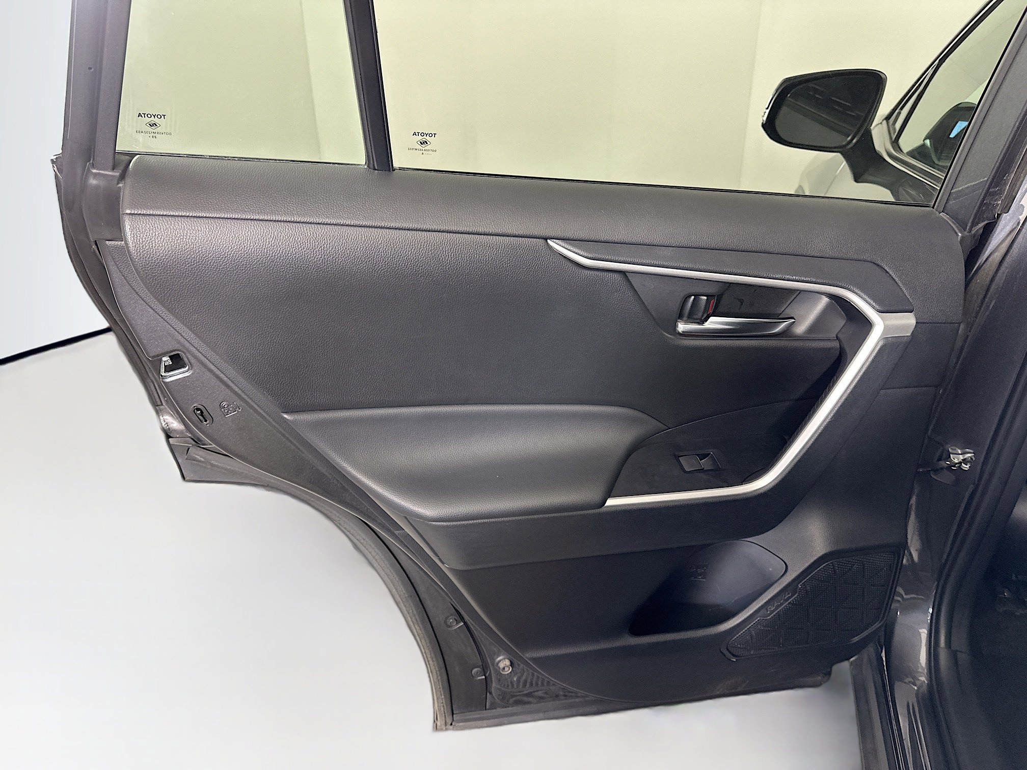 Used 2024 Toyota RAV4 XLE image 26