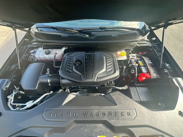 Used 2026 Jeep Grand Wagoneer Limited AWD/4WD image 29