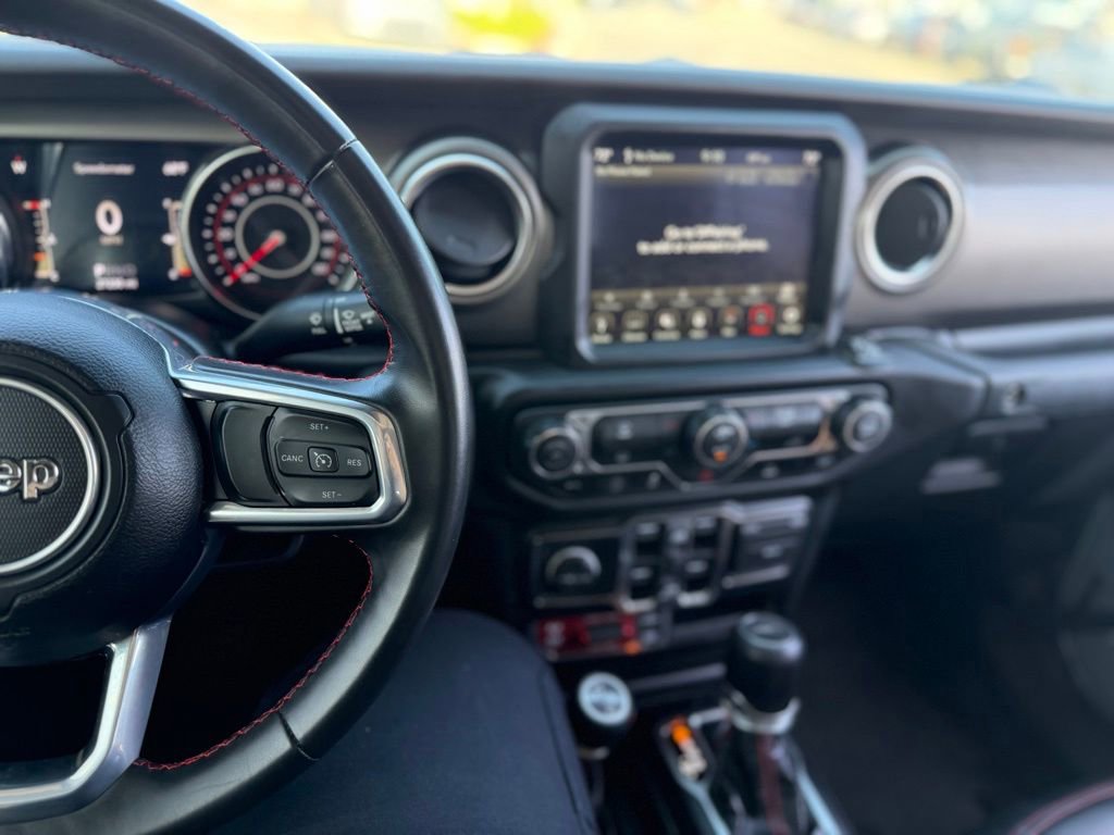 Used 2022 Jeep Gladiator Rubicon AWD/4WD image 8