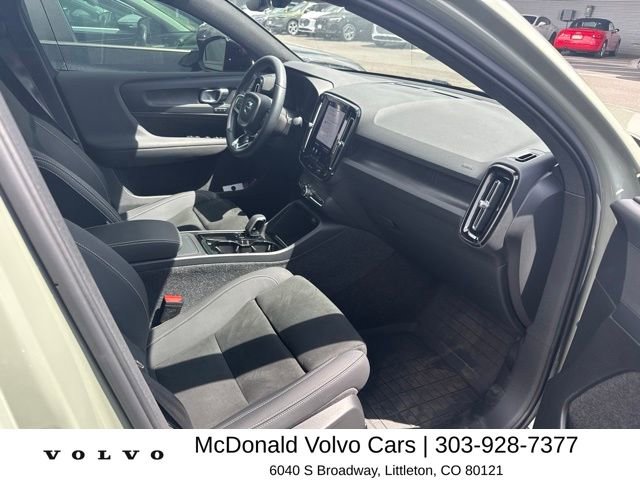 Used 2023 Volvo C40 P8 Recharge Plus AWD/4WD image 17