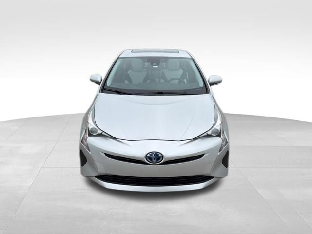 Used 2017 Toyota Prius Four FWD image 8