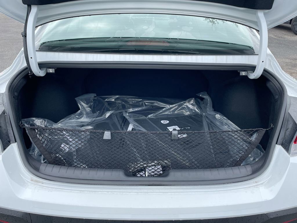 New 2025 Hyundai Elantra SEL image 48