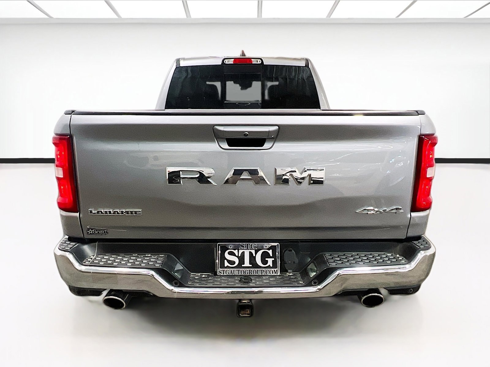 Used 2025 RAM 1500 Laramie image 5