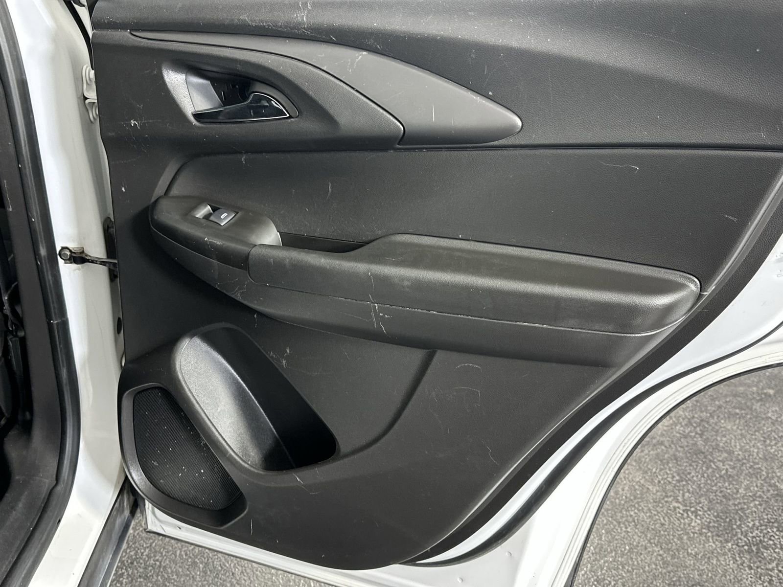 Used 2025 Chevrolet TrailBlazer LS w/ LS Convenience Package image 35