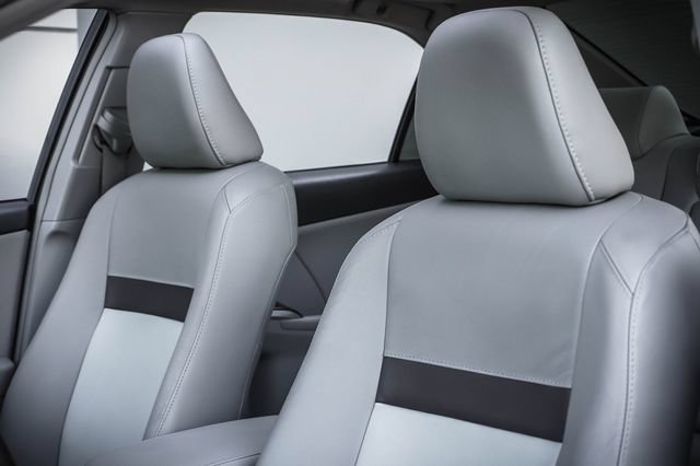 Used 2012 Toyota Camry XLE FWD image 10