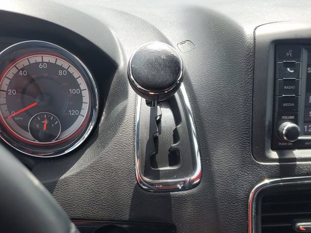Used 2020 Dodge Grand Caravan SE FWD image 26
