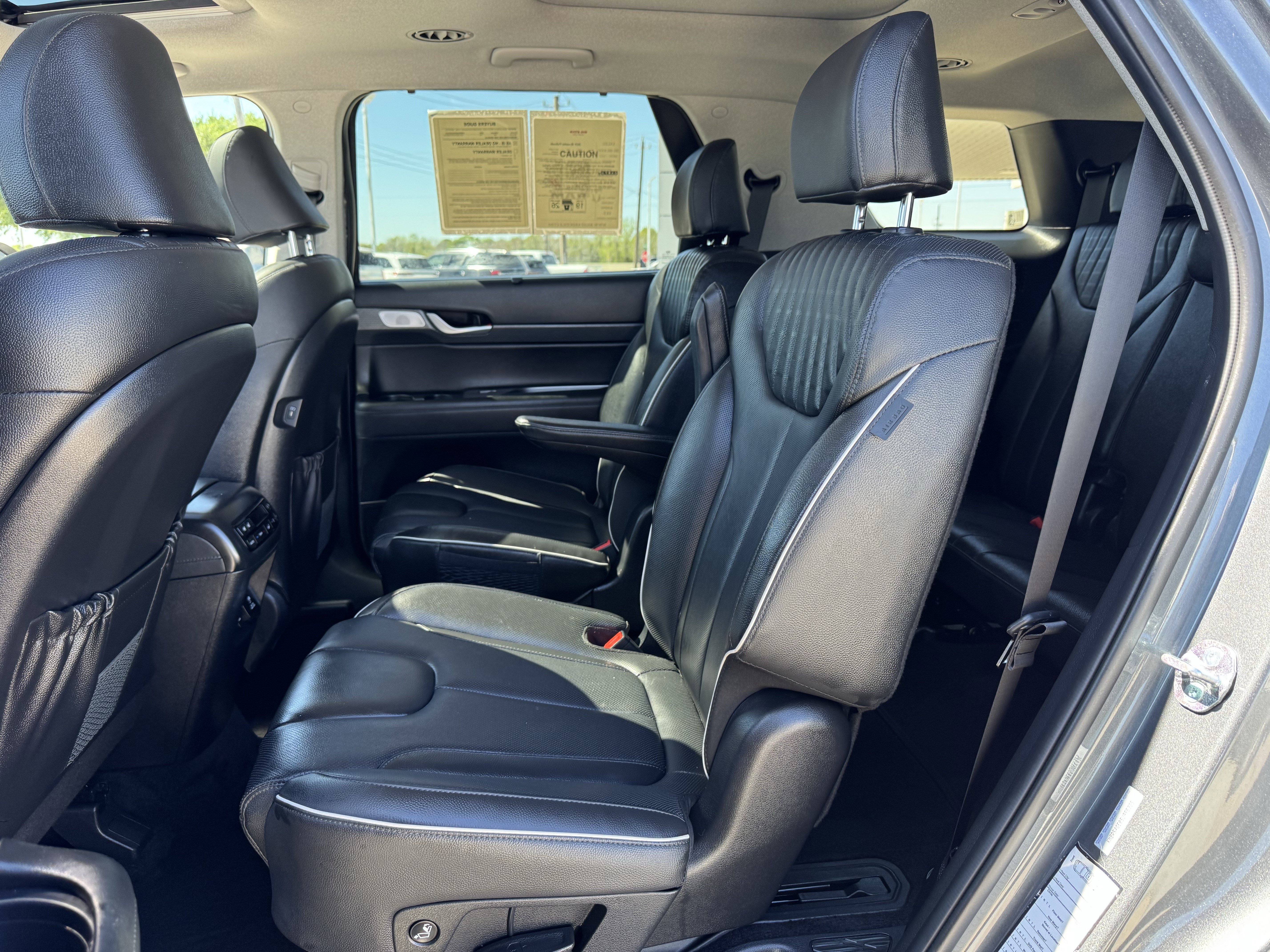 Used 2025 Hyundai Palisade Limited image 31