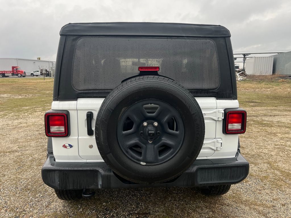 Used 2020 Jeep Wrangler Sport image 9