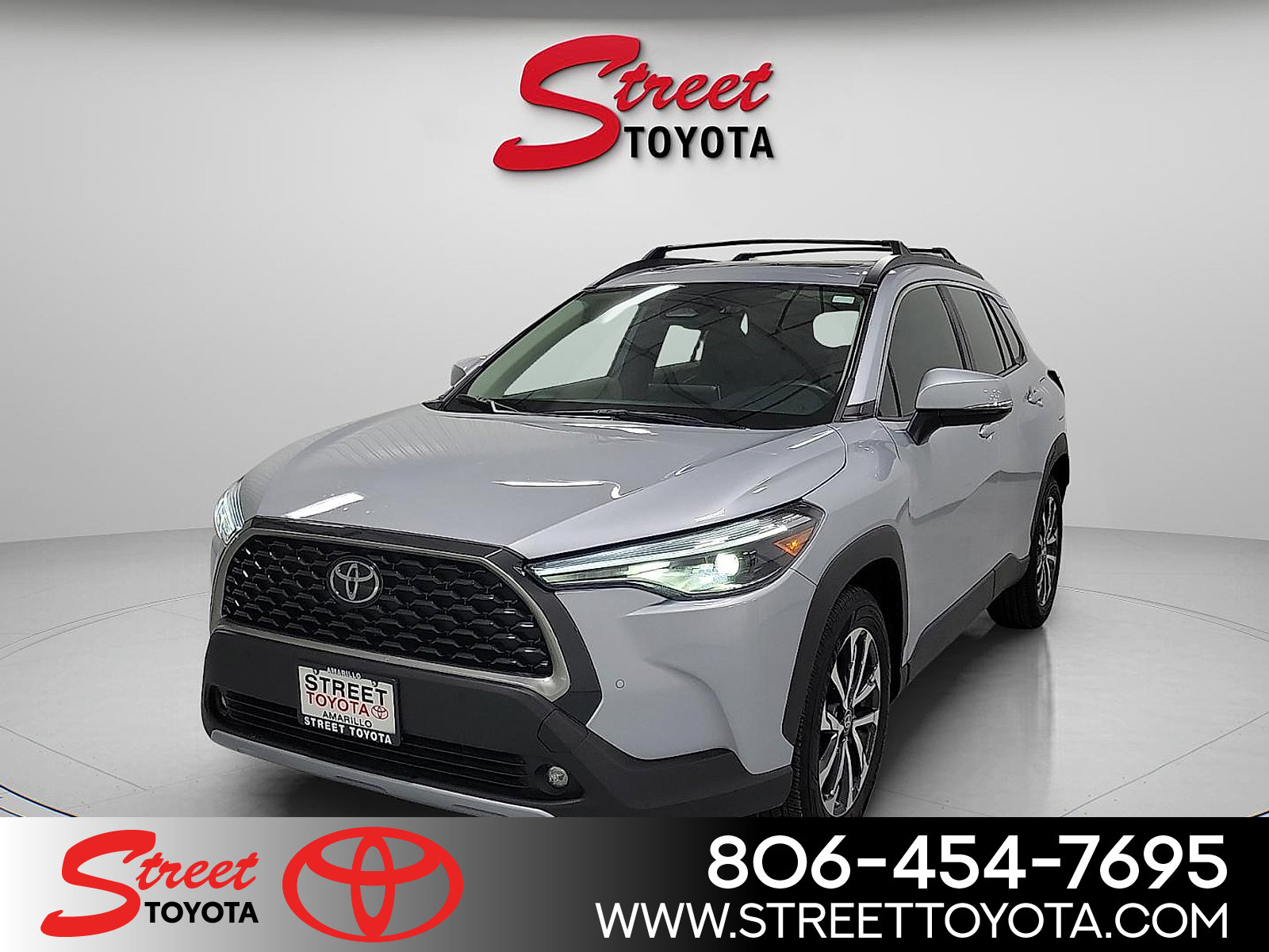 Certified 2023 Toyota Corolla Cross XLE w/ Convenience Package FWD image 1