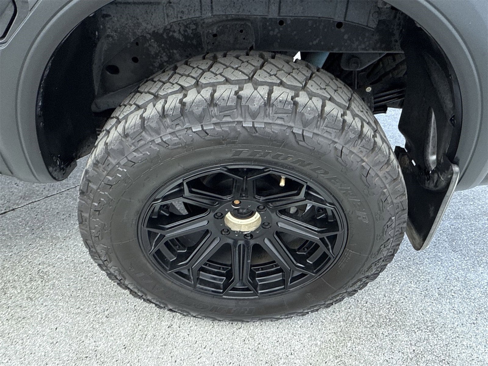 Used 2020 Nissan Titan PRO-4X w/ Pro-4x Convenience Package image 47