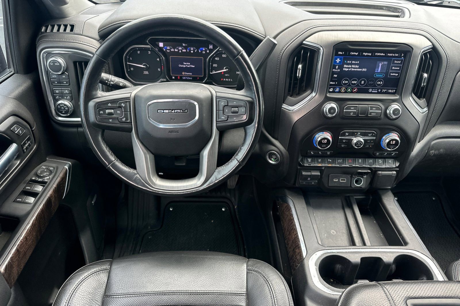 Used 2022 GMC Sierra 2500 Denali w/ Denali Black Diamond Edition AWD/4WD image 16