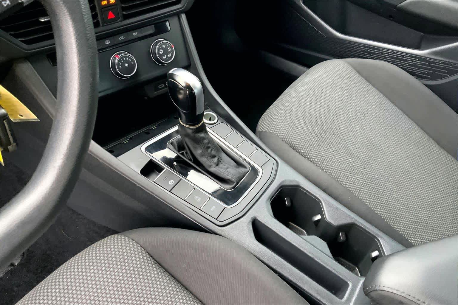 Used 2021 Volkswagen Jetta S FWD image 14