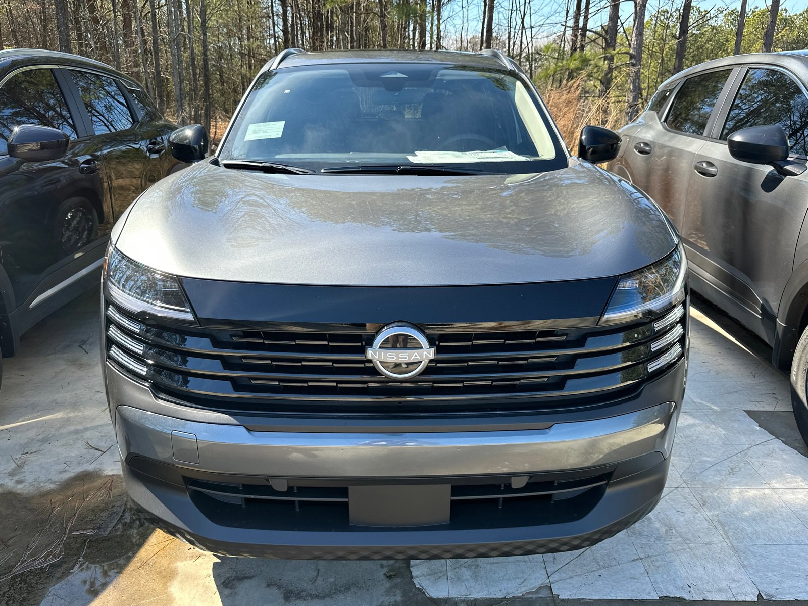 New 2026 Nissan Kicks SV w/ SV Premium Package image 2