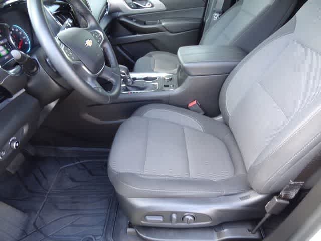 Used 2023 Chevrolet Traverse LT FWD image 6