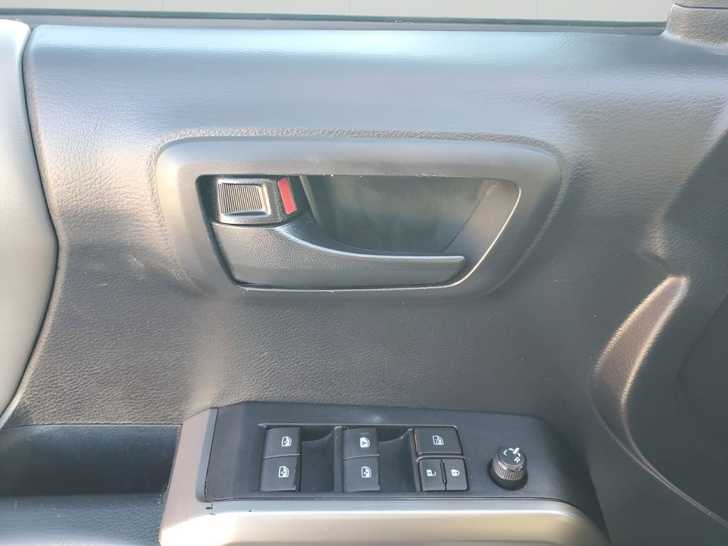 Used 2021 Toyota Tacoma SR5 image 26