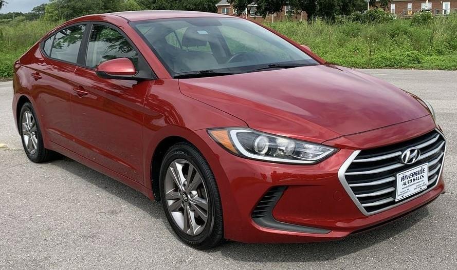 Used 2017 Hyundai Elantra SE image 10