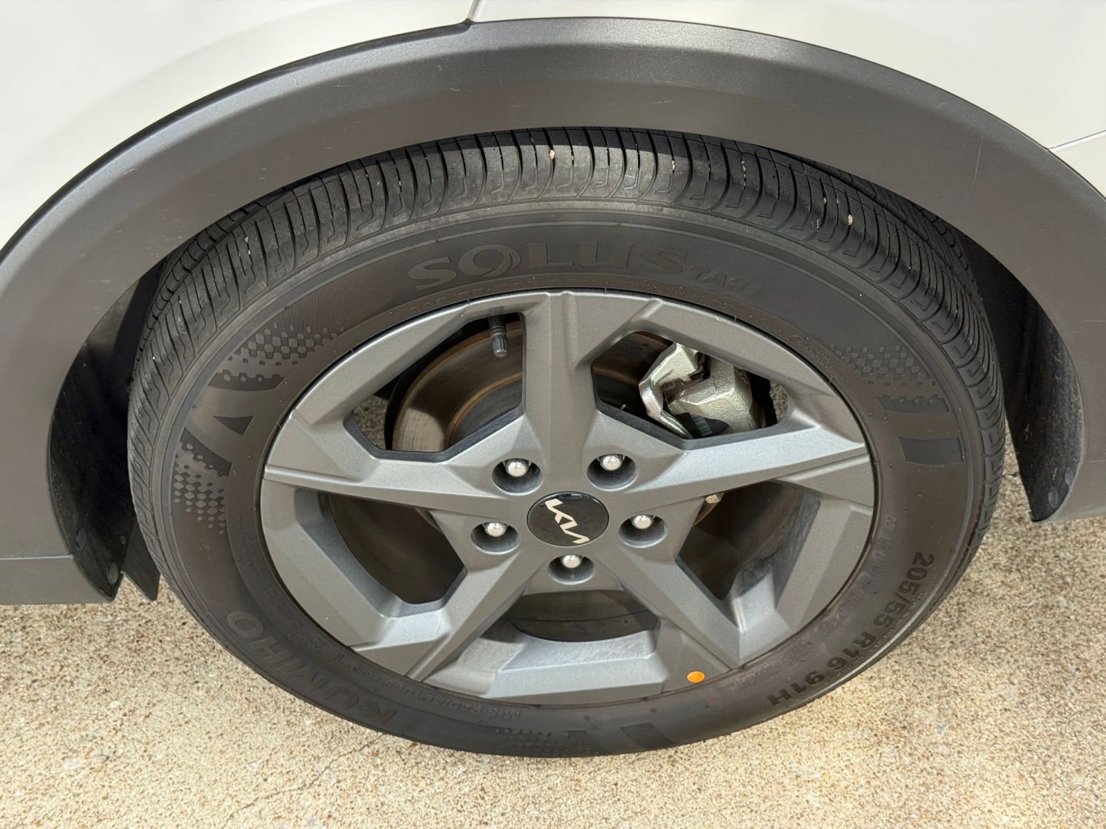 Used 2025 Kia K4 FWD image 32