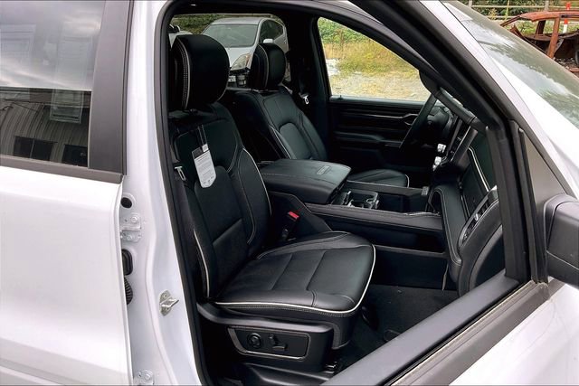 New 2024 RAM 1500 Limited image 26