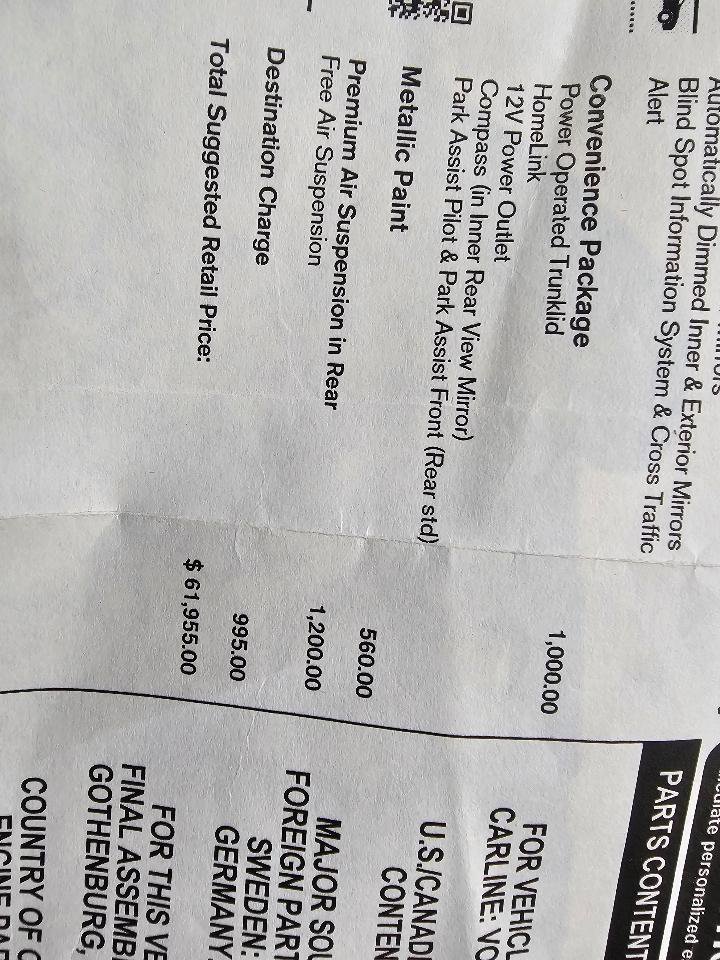 Used 2017 Volvo S90 T6 Inscription w/ Vision Package image 38