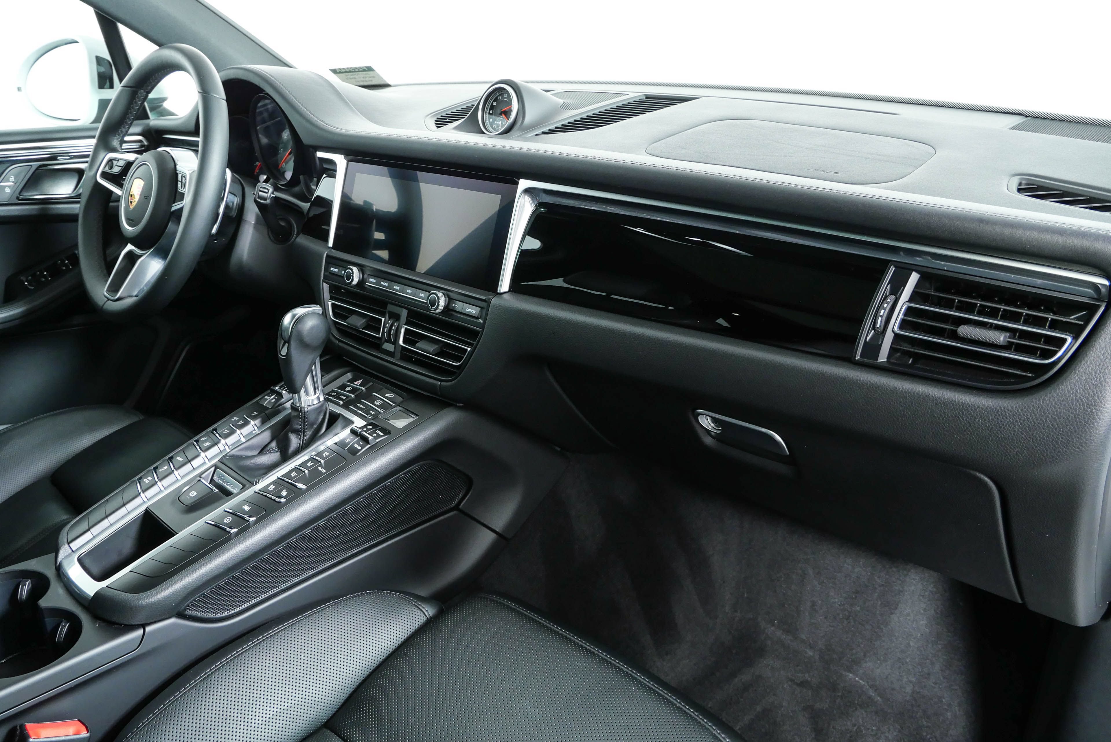 Certified 2021 Porsche Macan S AWD/4WD image 26