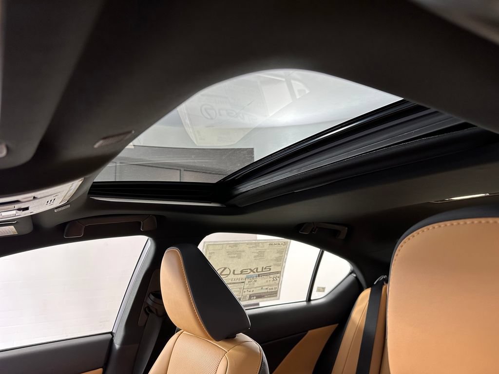 New 2026 Lexus IS 350 F Sport AWD/4WD image 4
