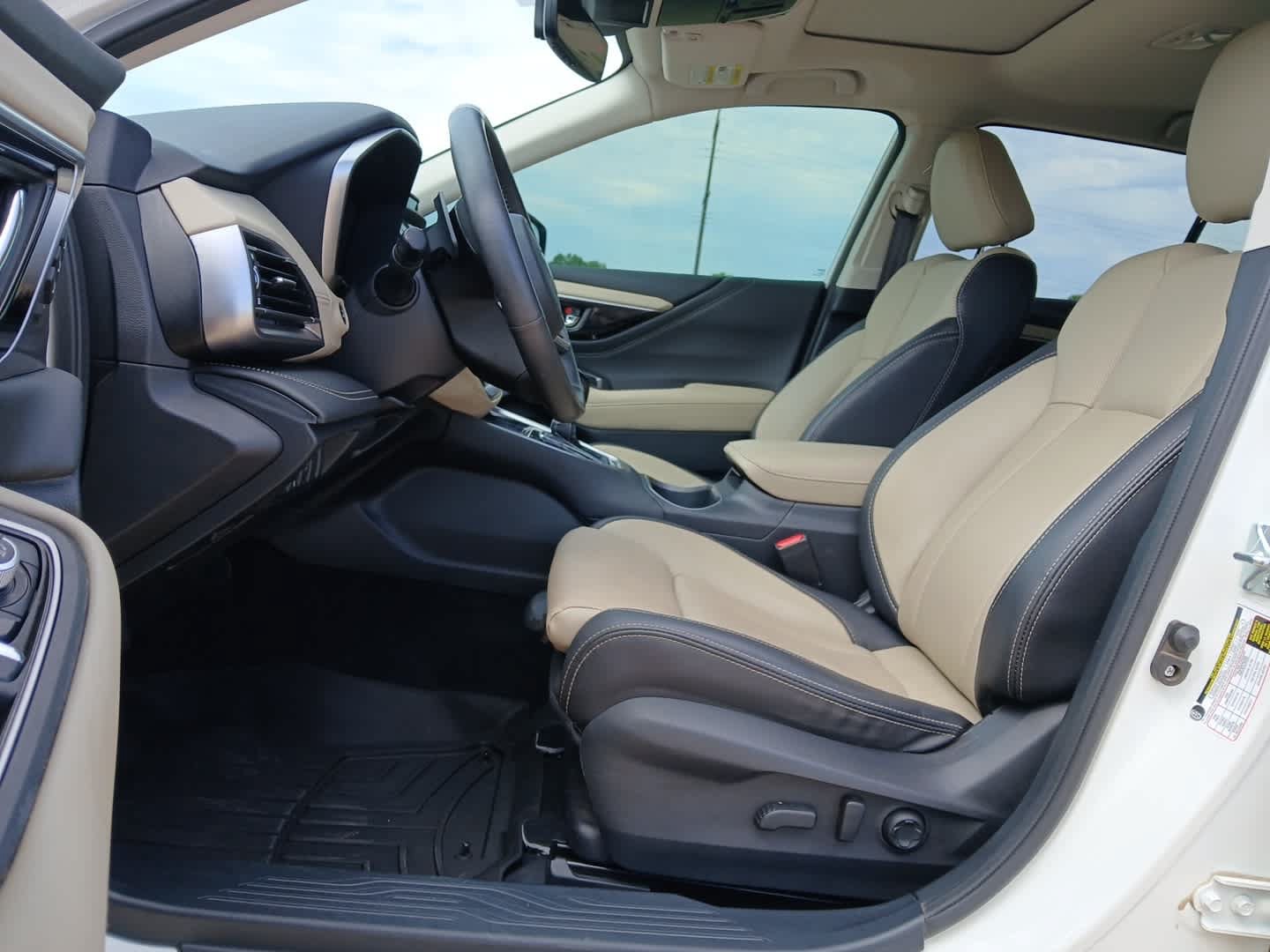 Used 2024 Subaru Outback Limited AWD/4WD image 15