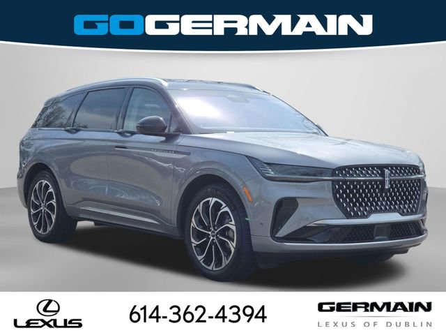 Used 2024 Lincoln Nautilus Reserve w/ Equipment Group 202A image 6