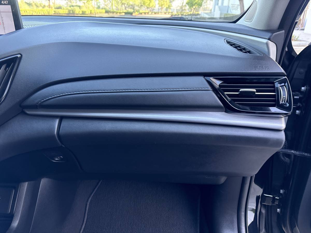 Used 2019 Acura RDX w/ Technology Package FWD image 17