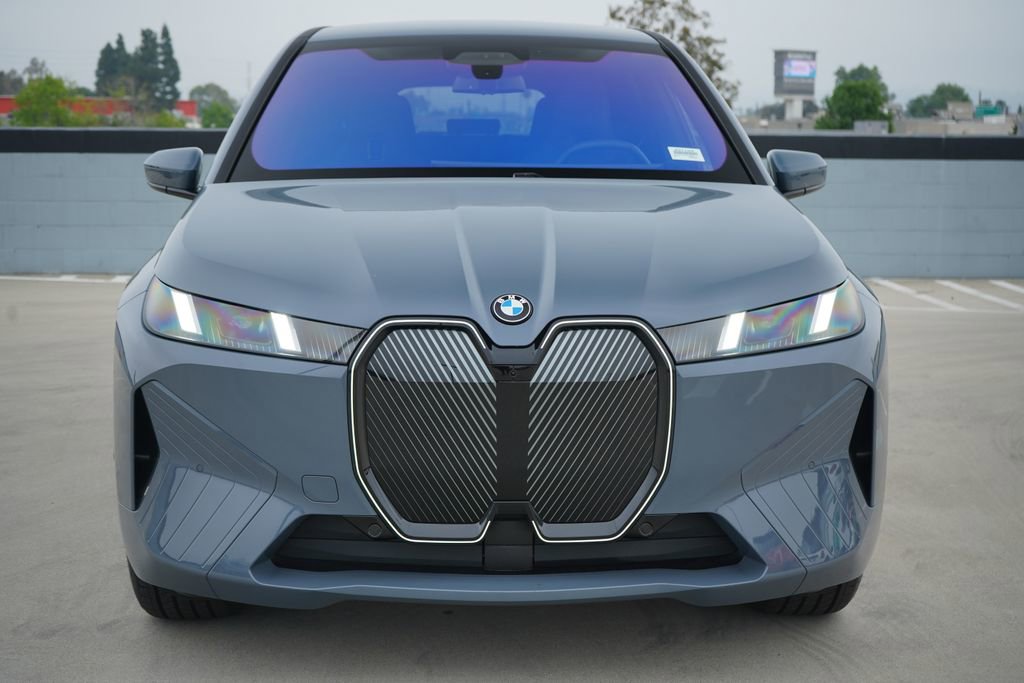 New 2026 BMW iX xDrive45 image 2