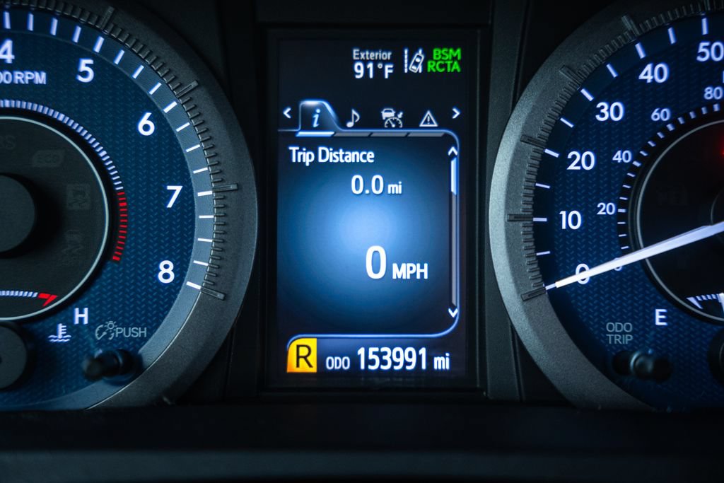 Used 2020 Toyota Sienna LE w/ LE Preferred Package FWD image 42