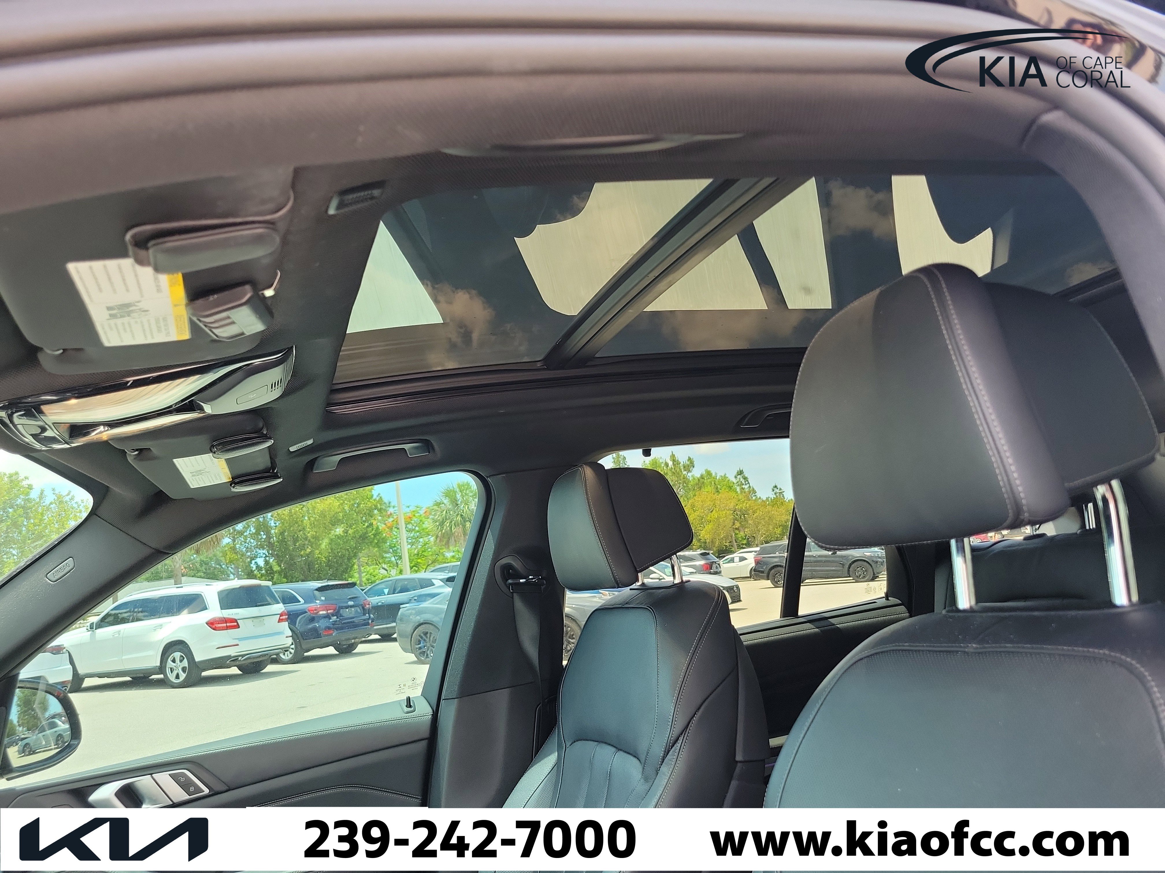 Used 2019 BMW X5 xDrive50i AWD/4WD image 26