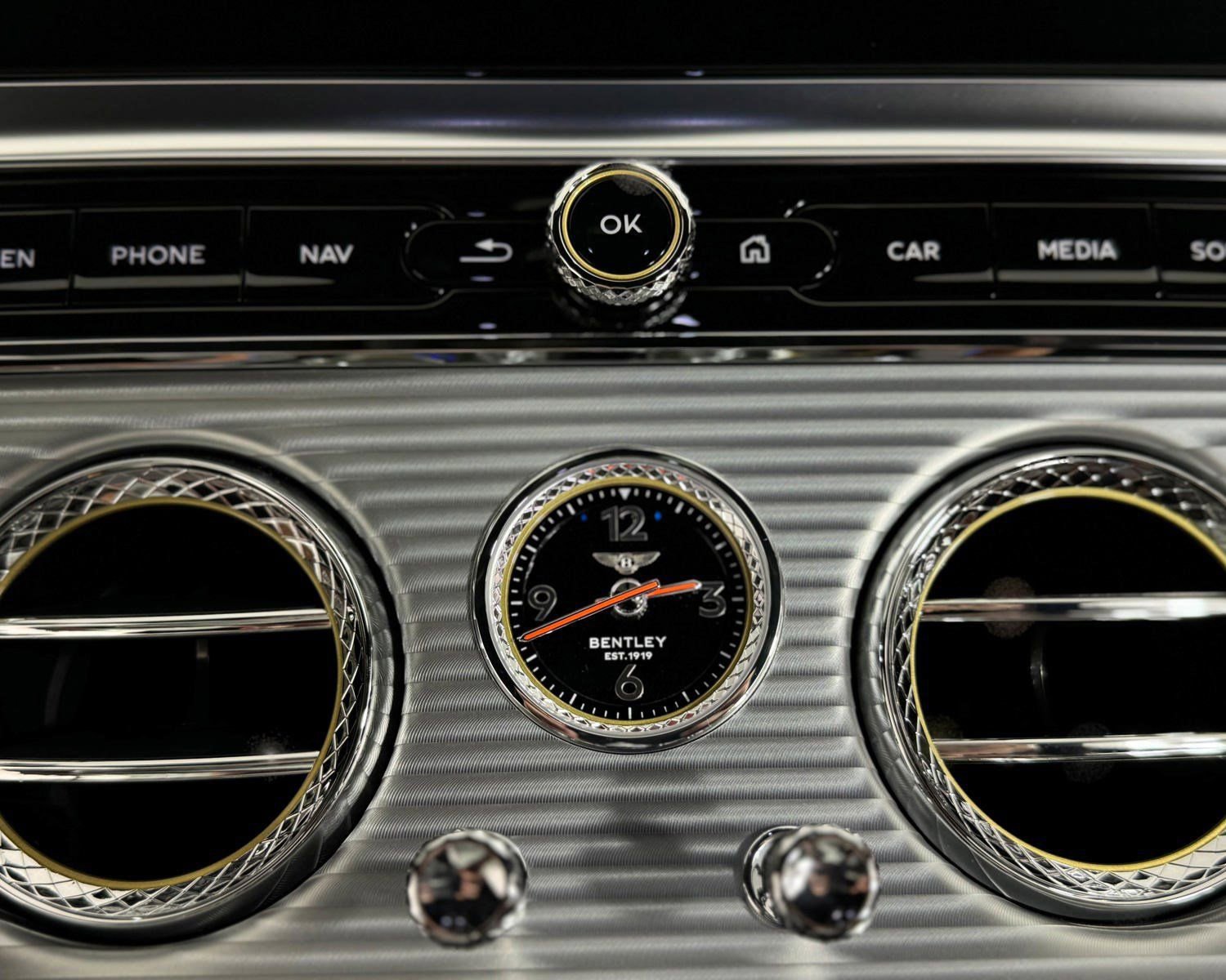 Used 2024 Bentley Continental GT S image 25