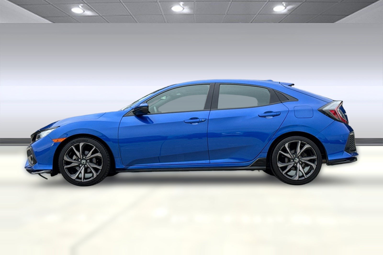 Used 2018 Honda Civic Sport Touring image 2