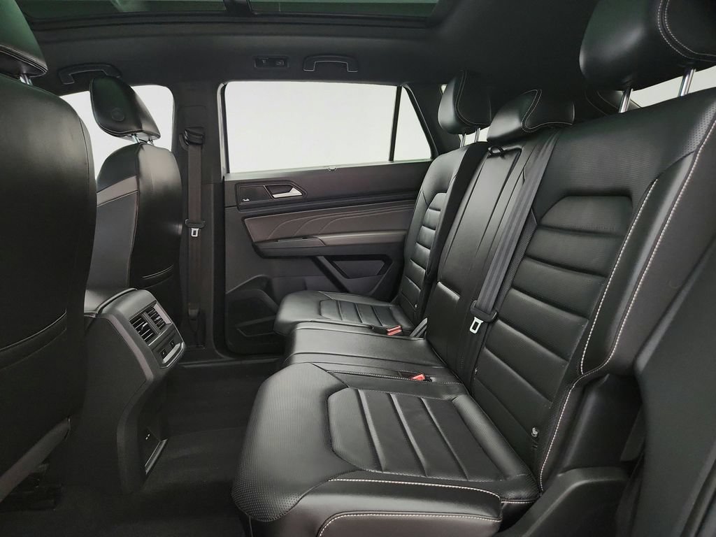 Used 2022 Volkswagen Atlas Cross Sport SEL Premium R-Line AWD/4WD image 28