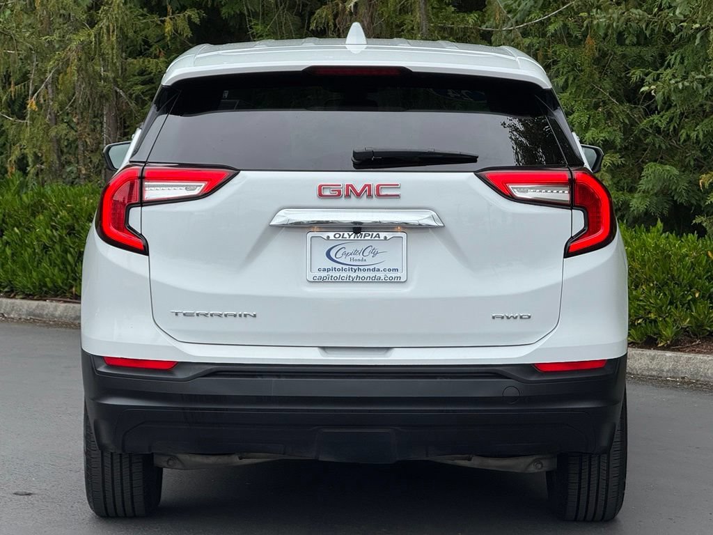 Used 2024 GMC Terrain SLE AWD/4WD image 26